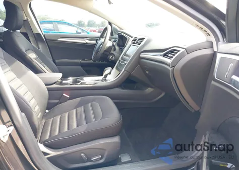 2015 Ford Fusion Se z USA, uszkodzony, nr VIN 1FA6P0H78F5123683